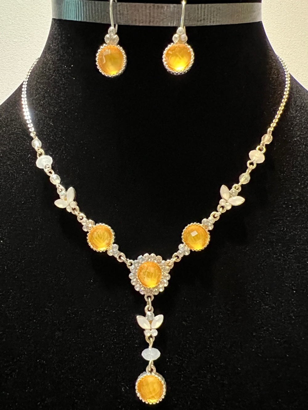Avon Yellow & White Crystal Butterflies Drop Necklace & Earrings Set Silver Tone